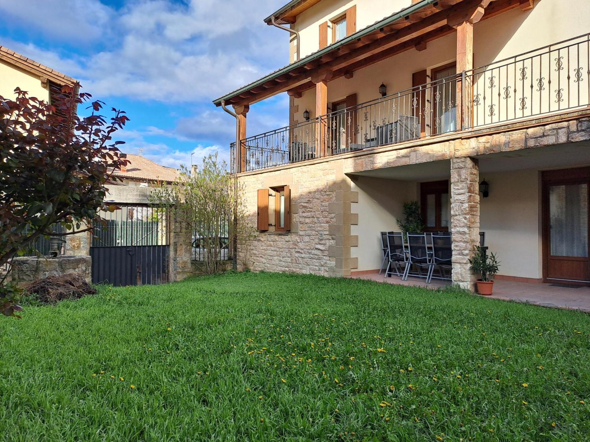 Casa Rural Torreblanca Urroz Екстер'єр фото
