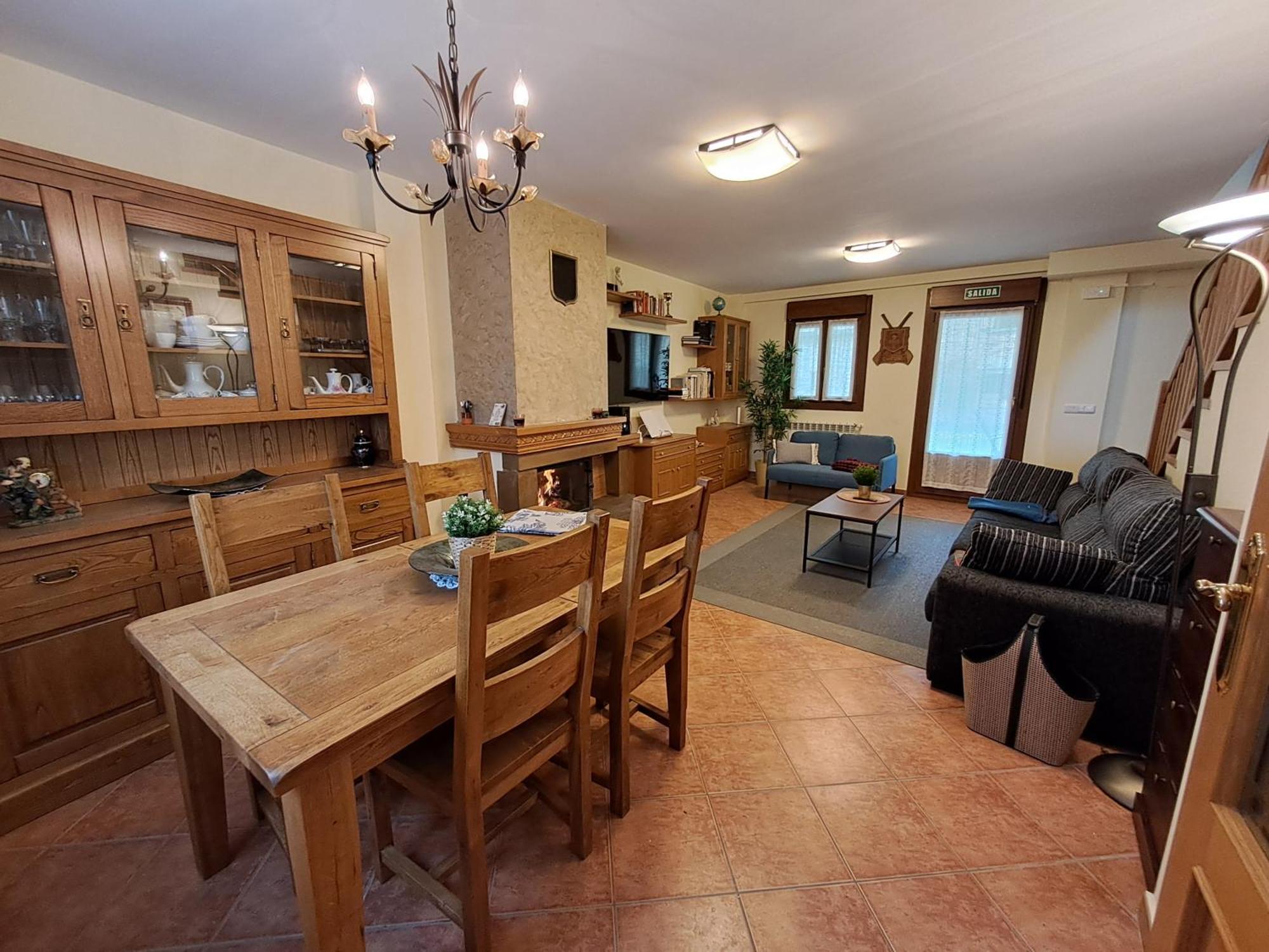 Casa Rural Torreblanca Urroz Екстер'єр фото