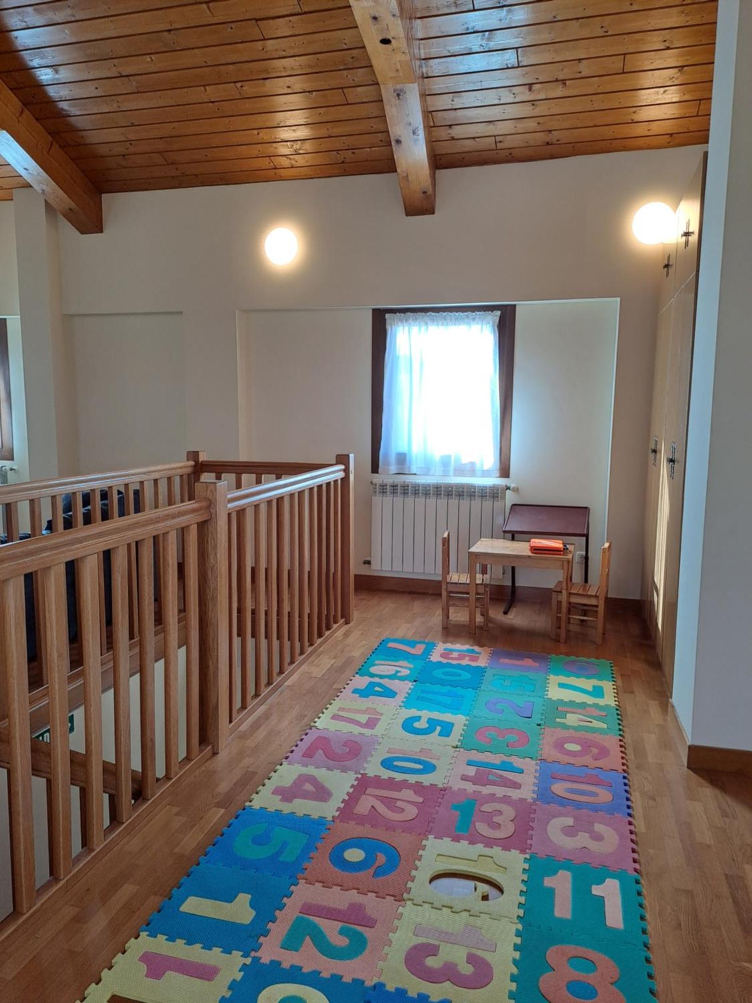 Casa Rural Torreblanca Urroz Екстер'єр фото