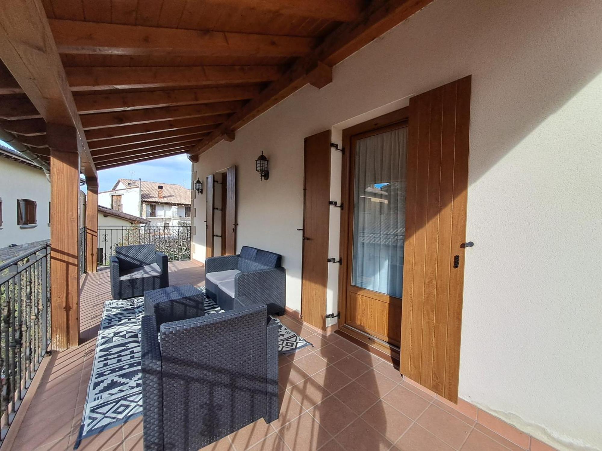 Casa Rural Torreblanca Urroz Екстер'єр фото