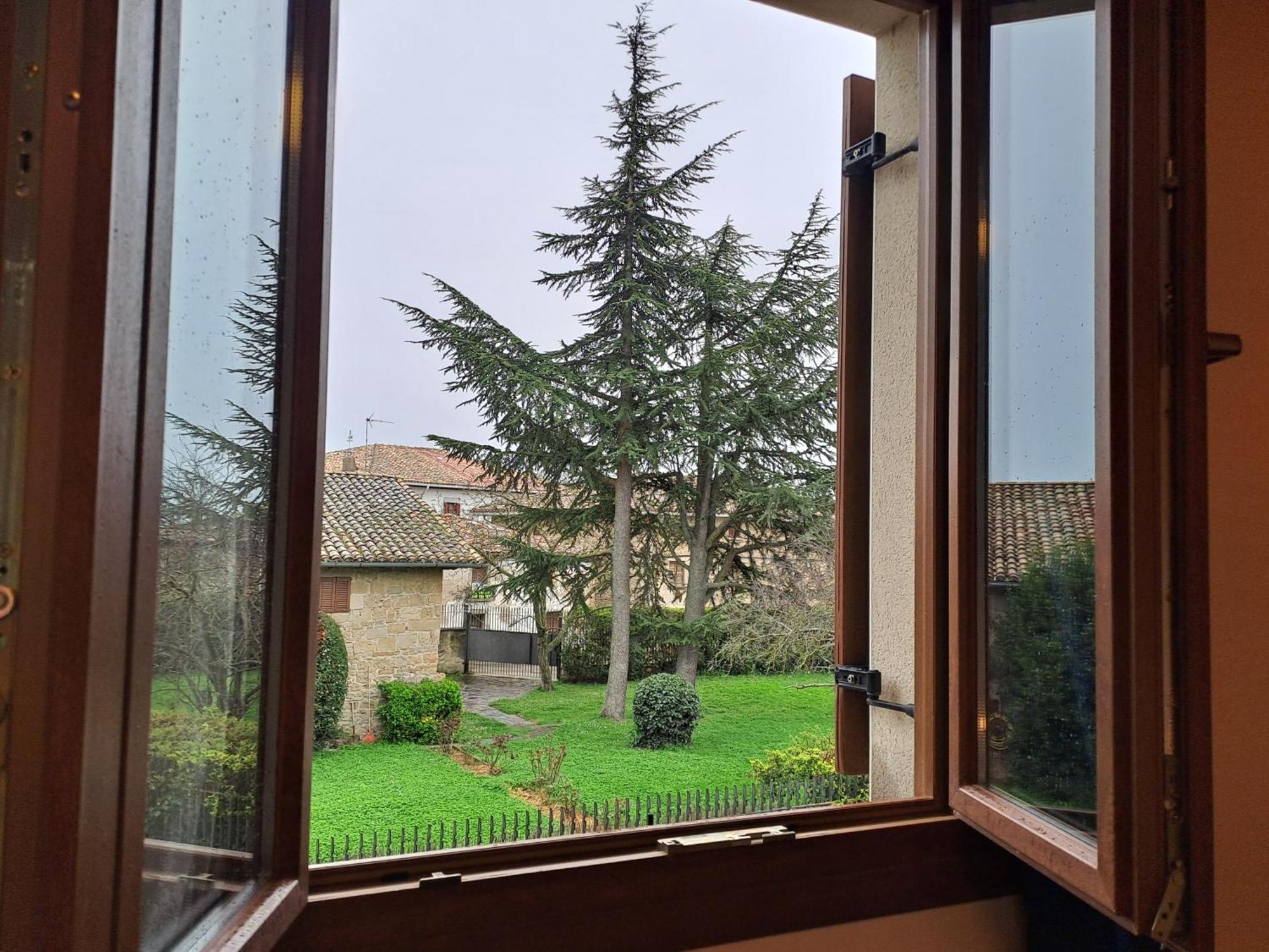 Casa Rural Torreblanca Urroz Екстер'єр фото